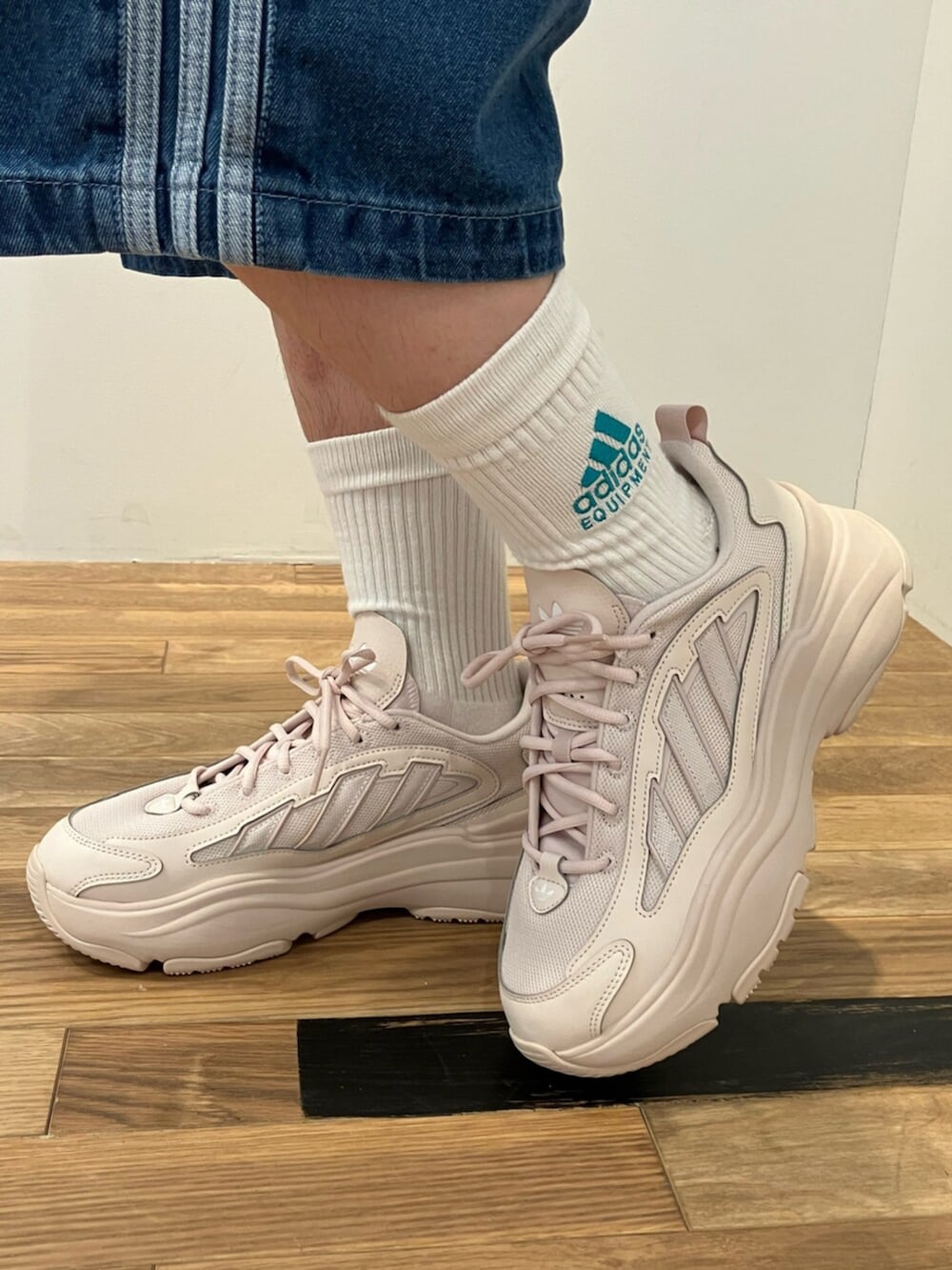 オズガイア / Ozgaia / 厚底スニーカー / アディダスオリジナルス