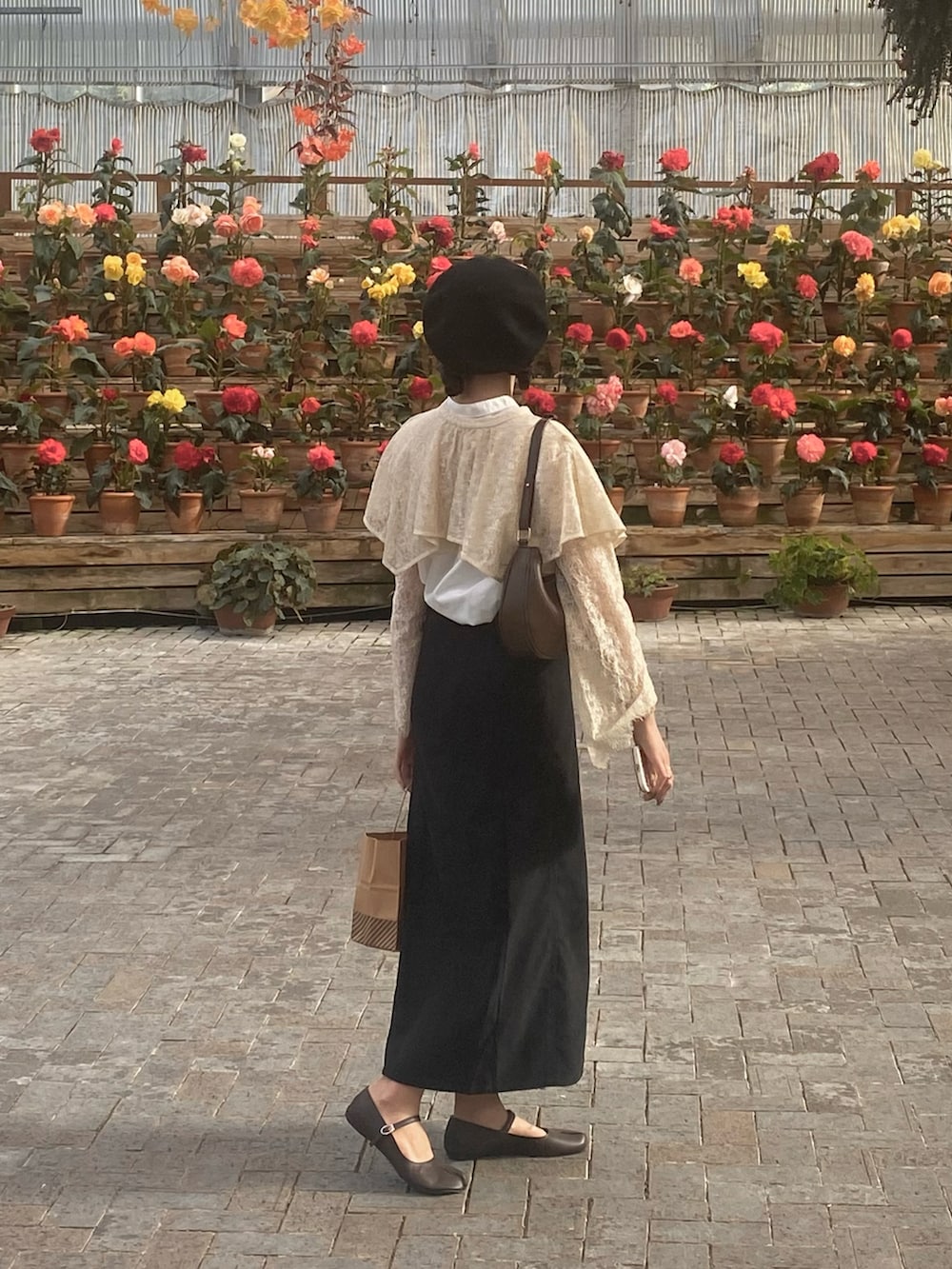 「秋コーデ、大人女子、お洒落さんとつながりたい、淡色コーデ、ベレー帽、Polo Ralph Lauren、GeeRA、libertydoll、お呼ばれスタイル、秋のコーデ、スカートスタイル、お出かけコーデ、きれいめカジュアル」｜「LibertyDollのメリージェーンタビパンプス 足袋（パンプス、ブラウン系）」を使った、nanami.さん（骨格ウェーブ・レディース・162cm）の秋コーディネートの4枚目の写真