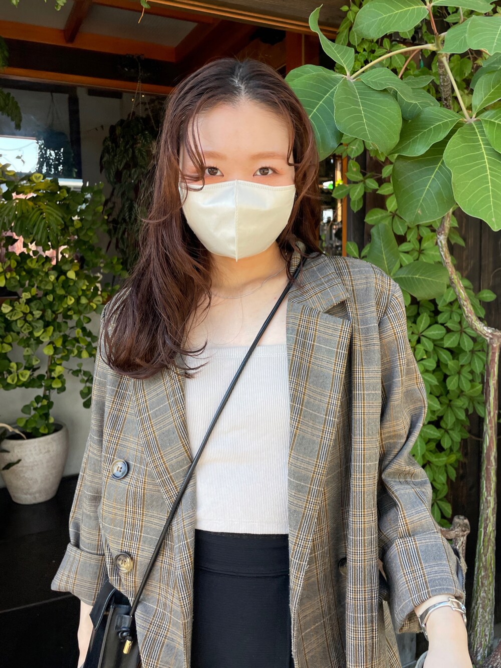 「秋コーデ、大人カジュアル、秋服準備はじめました、秋カラー、ジャケット、ジャケットスタイル、ジャケットコーデ、ウエスタンブーツ、骨格ストレート、骨スト」｜「mysticのダブルテーラージャケット（テーラードジャケット、ブラウン系）」を使った、Nishimura Misakiさん（レディース・160cm）の秋コーディネートの3枚目の写真