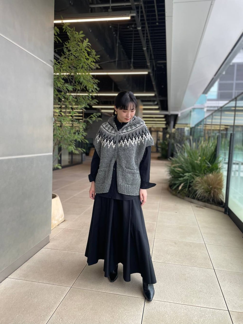 Curensology ノルディックフードベストブラック