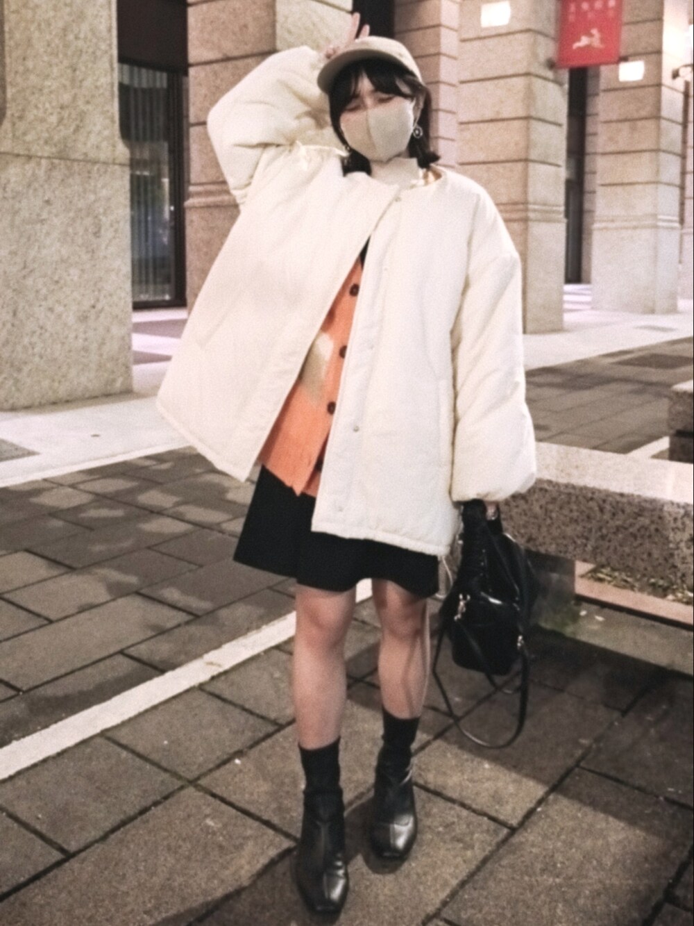 「低身長コーデ、大人カジュアル、キャミワンピ、ニットカーディガン、オレンジ、お出かけコーデ、暖かい、SENSEOFPLACE、tiptop、冬コーデ、冬アウター」|「SENSE OF PLACE by URBAN RESEARCHのニュアンスパターンカーディガン(カーディガン/ボレロ、オレンジ系)」を使った、debbie1gさん(レディース・150cm)の冬コーディネートの2枚目の写真