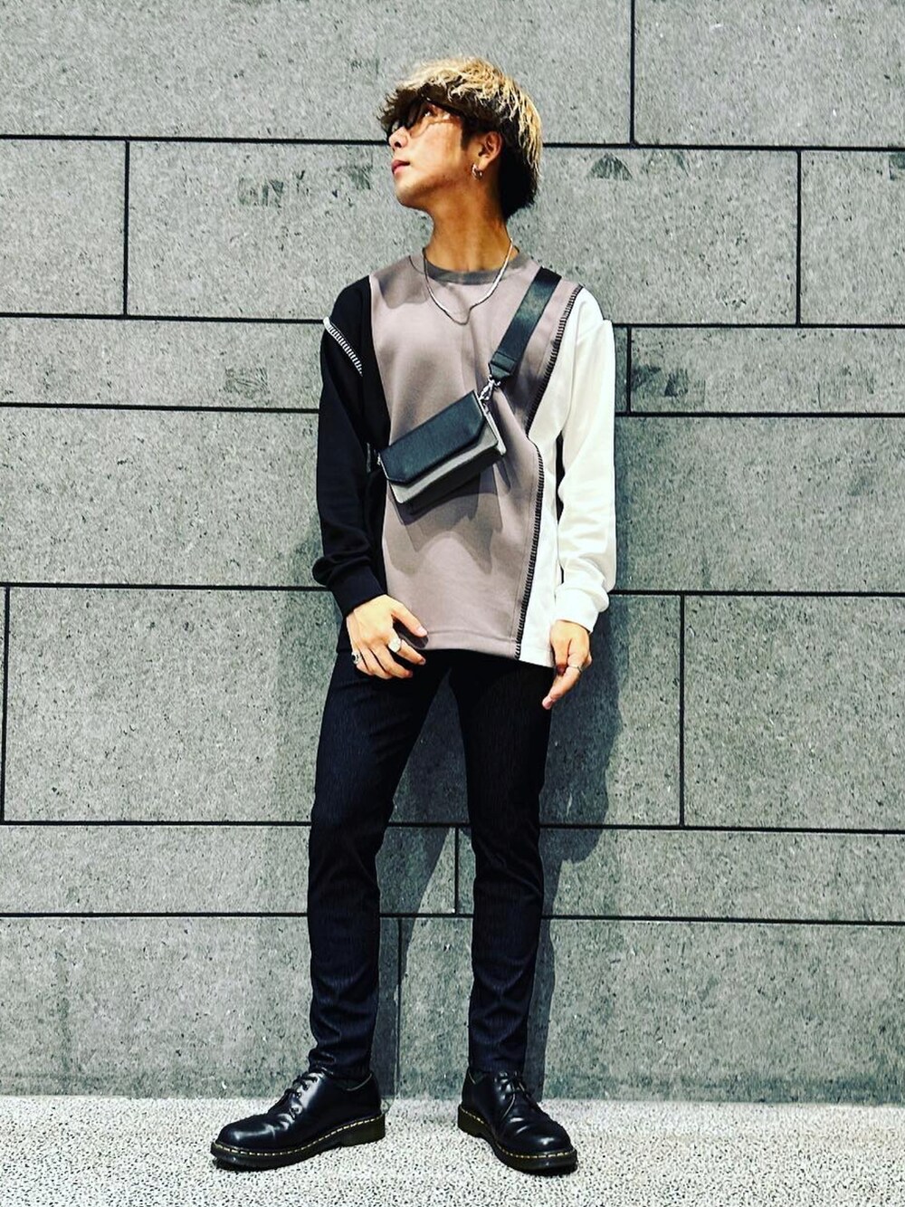 「ファッションを楽しもう、秋冬コーデ、秋服コーデ、カジュアルコーデ」｜「tk.TAKEO KIKUCHIのスーパーストレッチ スキニーパンツ（その他パンツ、ブラック系）」を使った、翔ちゃんさん（メンズ・170cm）の秋コーディネートの3枚目の写真