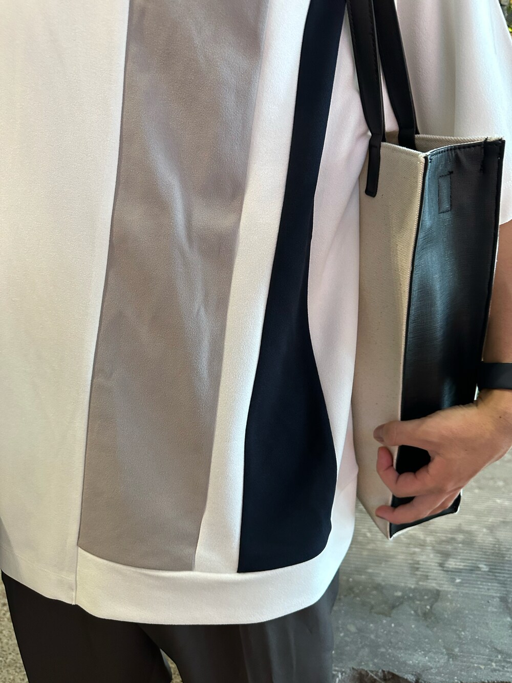 「ゴールデンウィーク、お出掛け、休日コーデ、休日スタイル、ラフ、ドライブ」｜「tk.TAKEO KIKUCHIの360度ストレッチイージーパンツ（その他パンツ、グリーン系）」を使った、翔ちゃんさん（メンズ・170cm）の春コーディネートの3枚目の写真