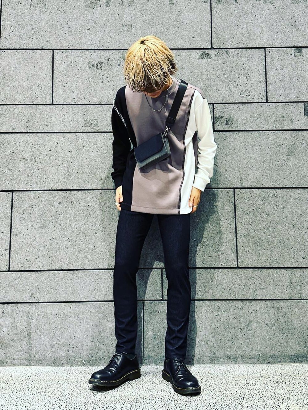 「ファッションを楽しもう、秋冬コーデ、秋服コーデ、カジュアルコーデ」｜「tk.TAKEO KIKUCHIのスーパーストレッチ スキニーパンツ（その他パンツ、ブラック系）」を使った、翔ちゃんさん（メンズ・170cm）の秋コーディネートの2枚目の写真