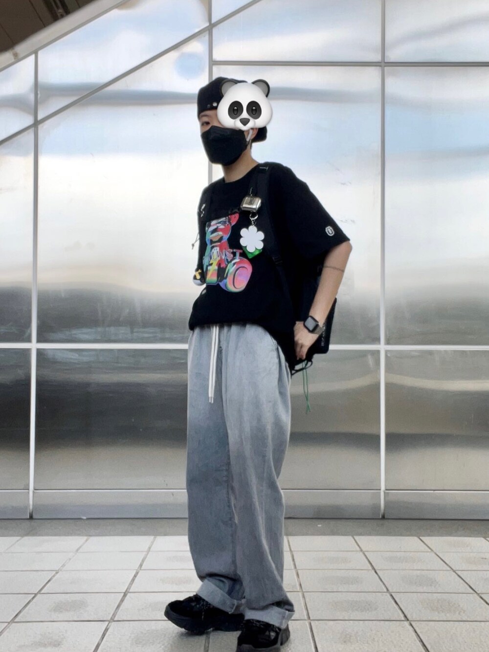 「ootd、thisisneverthat、wigglewiggle、istkunst、nerdy」｜「NERDYのアイテム（スニーカー、ブラック系）」を使った、n0v0neさん（メンズ・159cm）の夏コーディネートの2枚目の写真