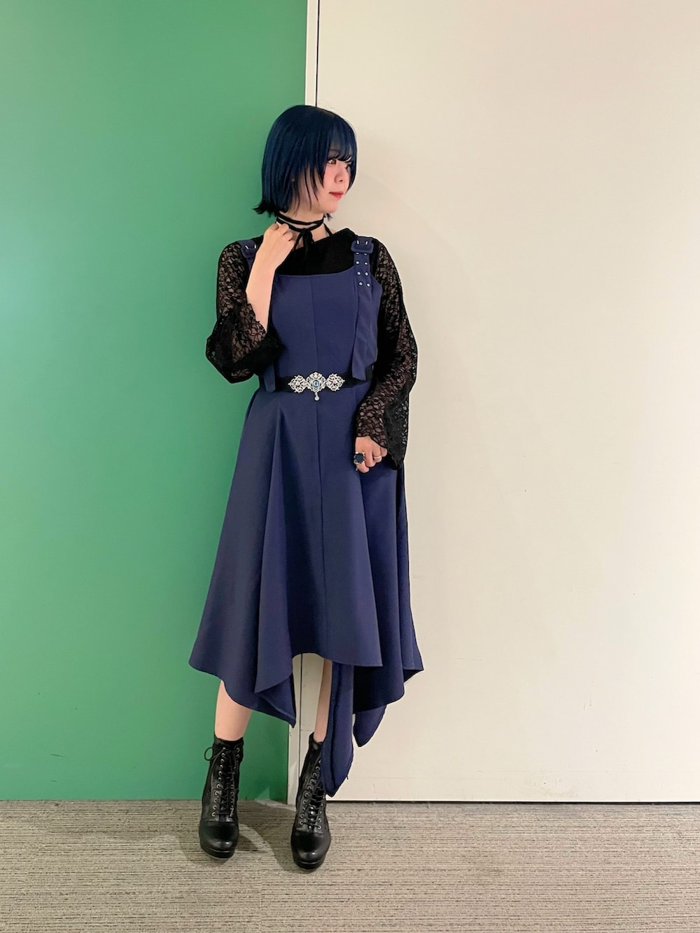 「axes femme、ワンピーススタイル、ワンピース、大人かわいい、30代コーデ、30代ファッション、30代ママ、イヘレム、ブルベ、ブルベ夏、推し活コーデ、推しカラー」｜「axes femmeのレース切替編み上げブーツ（ブーツ、ブラック系）」を使った、sach1さん（骨格ナチュラル・レディース・166cm）の春コーディネートの2枚目の写真