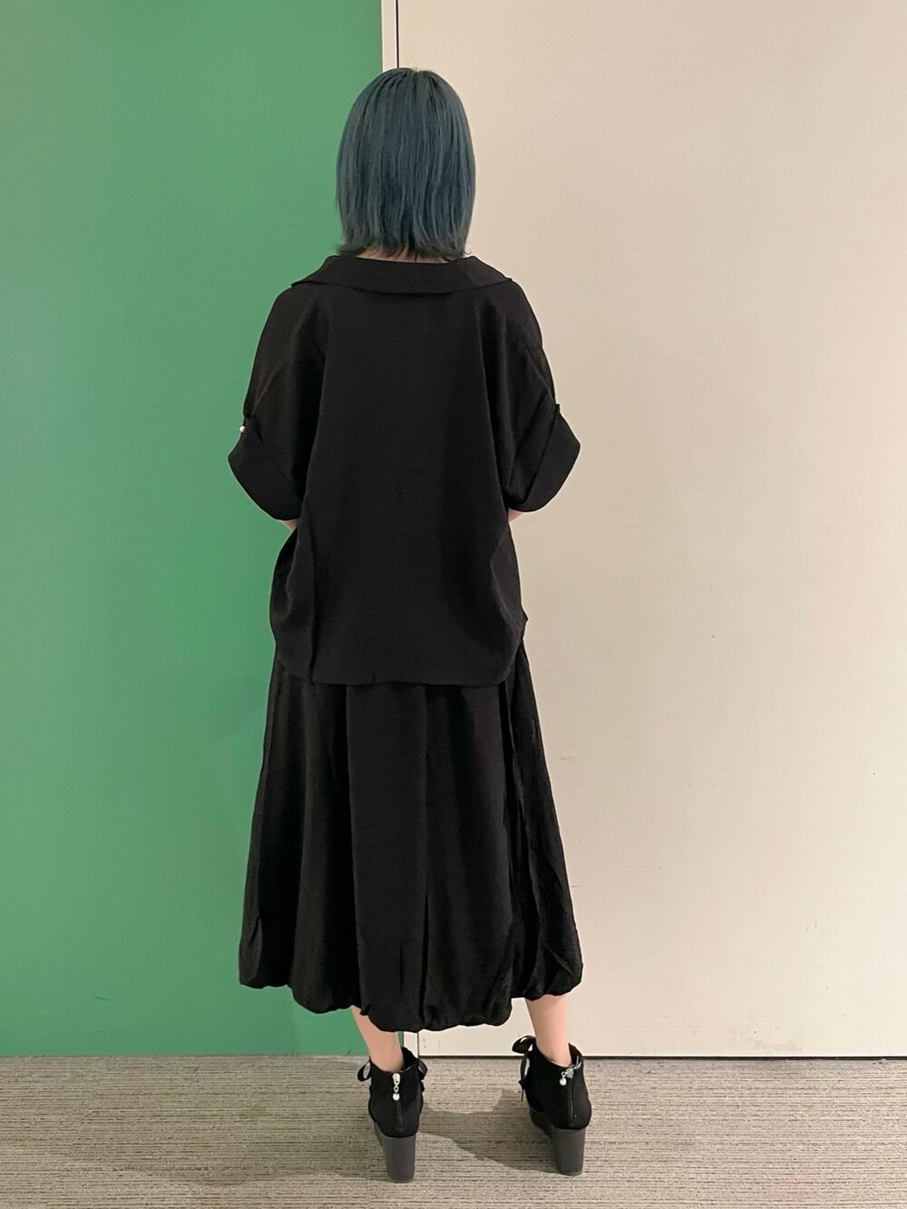 「セットアップ、夏ルックで気分アップ、シンプルコーデ、きれいめカジュアル、夏コーデ、ロングスカート、axes femme、axes femme POETIQUE、オトナ女子、ラフコーデ、30代コーデ、30代ファッション、30代後半、30代ママ、リラックススタイル」｜「axes femme POETIQUEのダブルクロスカップ付インナー（キャミソール、ホワイト系）」を使った、sach1さん（レディース・166cm）の夏コーディネートの8枚目の写真