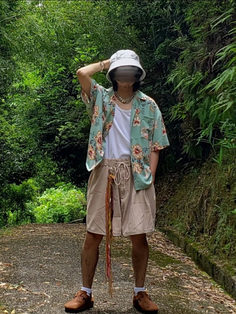 jerkybobさんの（UNNAMEDHEADWEAR）を使ったコーディネートの2枚目の写真