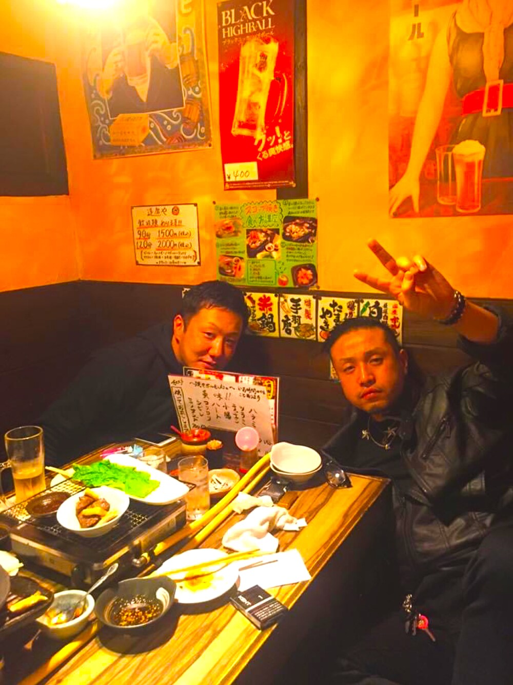 「お洒落さんとつながりたい」｜「no brandのアイテム（テーラードジャケット、ブラック系）」を使った、GO-DAI HIDEHIROさん（メンズ・172cm）の冬コーディネートの2枚目の写真