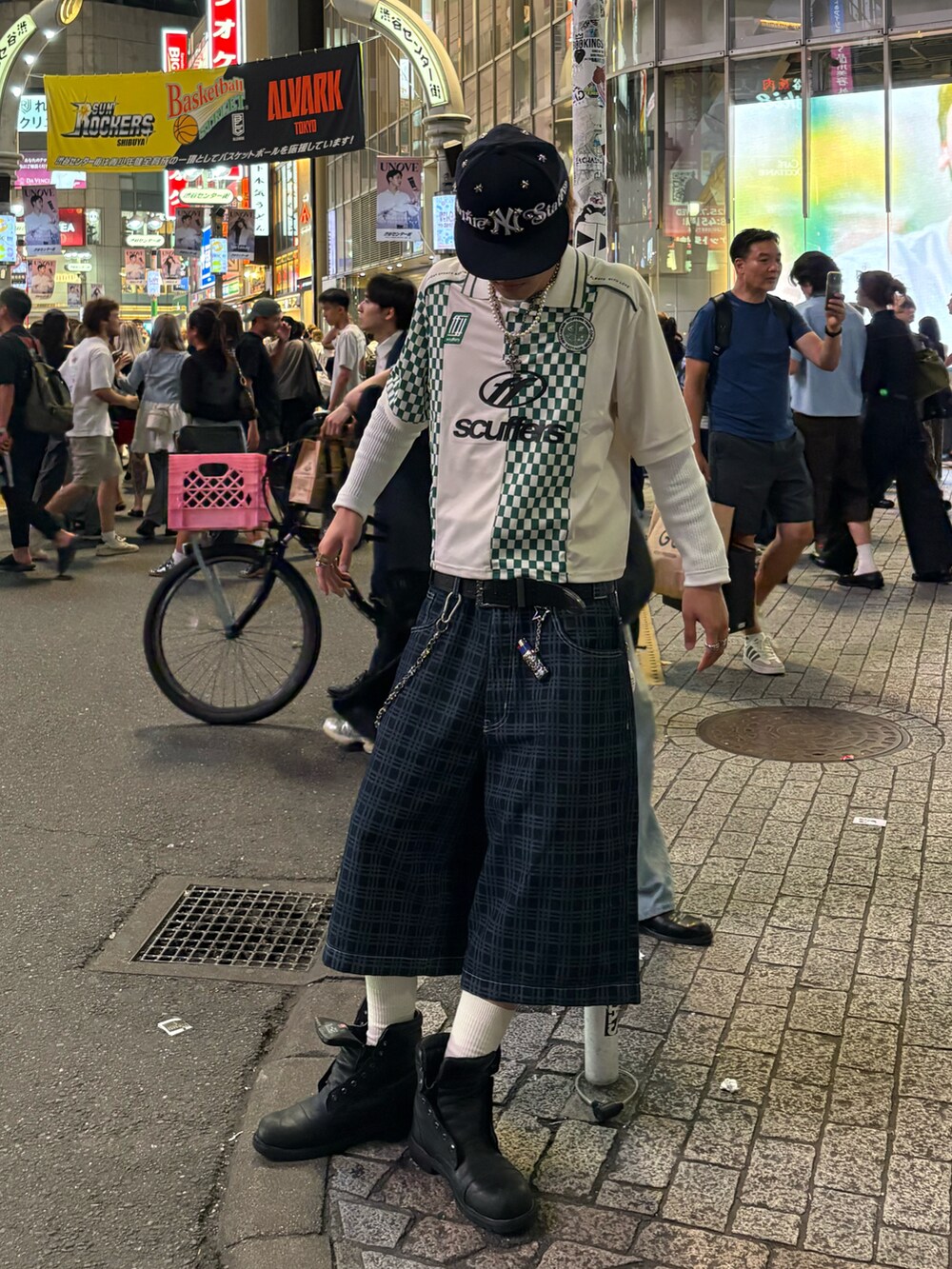 「レイヤードスタイル、メンズファッション、メンズコーデ、ハーフパンツ、ゲームシャツ、キャップ、チェック柄、夏コーデ、ストリートコーデ、最近のいい感じコーデ、古着MIX、古着」｜「coldcultureのアイテム（パンツ、その他）」を使った、Syunyaさん（メンズ・179cm）の夏コーディネートの2枚目の写真