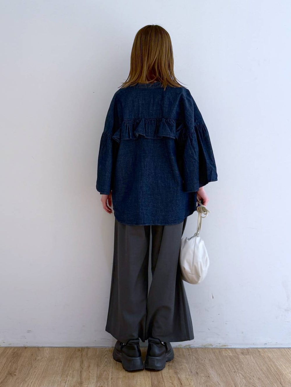 Riiina(LOWRYS FARM 本部)｜LOWRYS FARMのシャツ/ブラウスを使ったコーディネート - WEAR