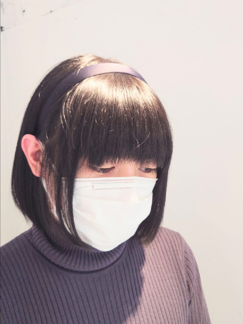 「シンプル、プチプラ、ニット/セーター、カチューシャ、ジェンダーレス」｜「Honeysのあったかリブ編タートル（ニット/セーター、パープル系）」を使った、にゅーさんさん（メンズ・158cm）の夏コーディネートの2枚目の写真