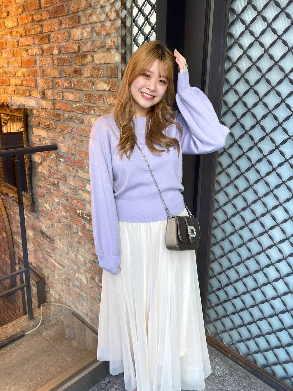 「大人カジュアル、お出かけコーデ、きれいめカジュアル、大人コーデ、デートコーデ、春コーデ、春、春色、ニット、ニットコーデ、チュールスカート、ロングスカート、マキシスカート、いいね、save、フォローお願いします🤑、オトナカワイイ」｜「natural coutureのラメチュールプリーツスカート（スカート、グレー系）」を使った、nana.さん（レディース・158cm）の冬コーディネートの2枚目の写真