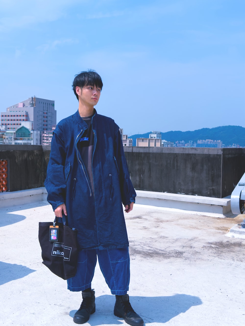 「休日スタイル、ootd」｜「forksy.の【forksy.】２WAYデニムモッズコート/ベスト（モッズコート、ブルー系）」を使った、HEXA🇹🇼さん（メンズ・183cm）の春コーディネートの2枚目の写真