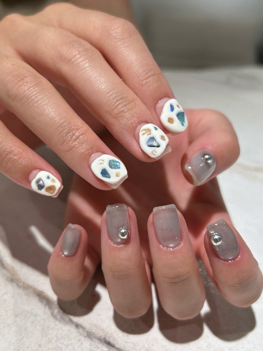 「ネイル、夏ネイル」｜「NAILSのアイテム（その他、ブルー系）」を使った、もふもふさん（レディース・154cm）の夏コーディネートの2枚目の写真