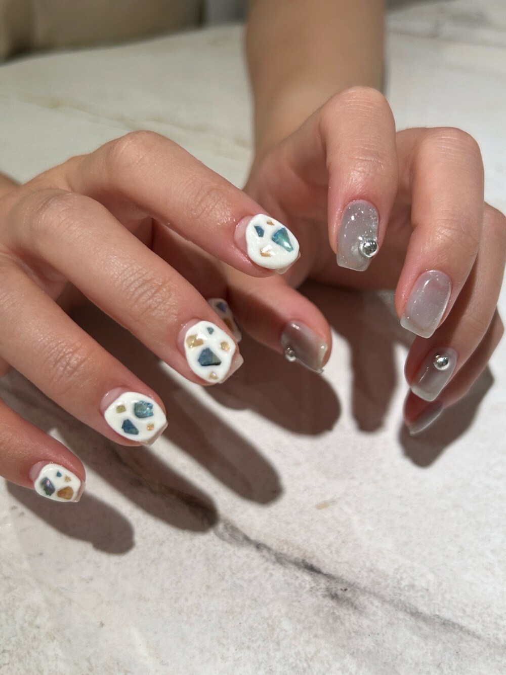 「ネイル、夏ネイル」｜「NAILSのアイテム（その他、ブルー系）」を使った、もふもふさん（レディース・154cm）の夏コーディネートの3枚目の写真