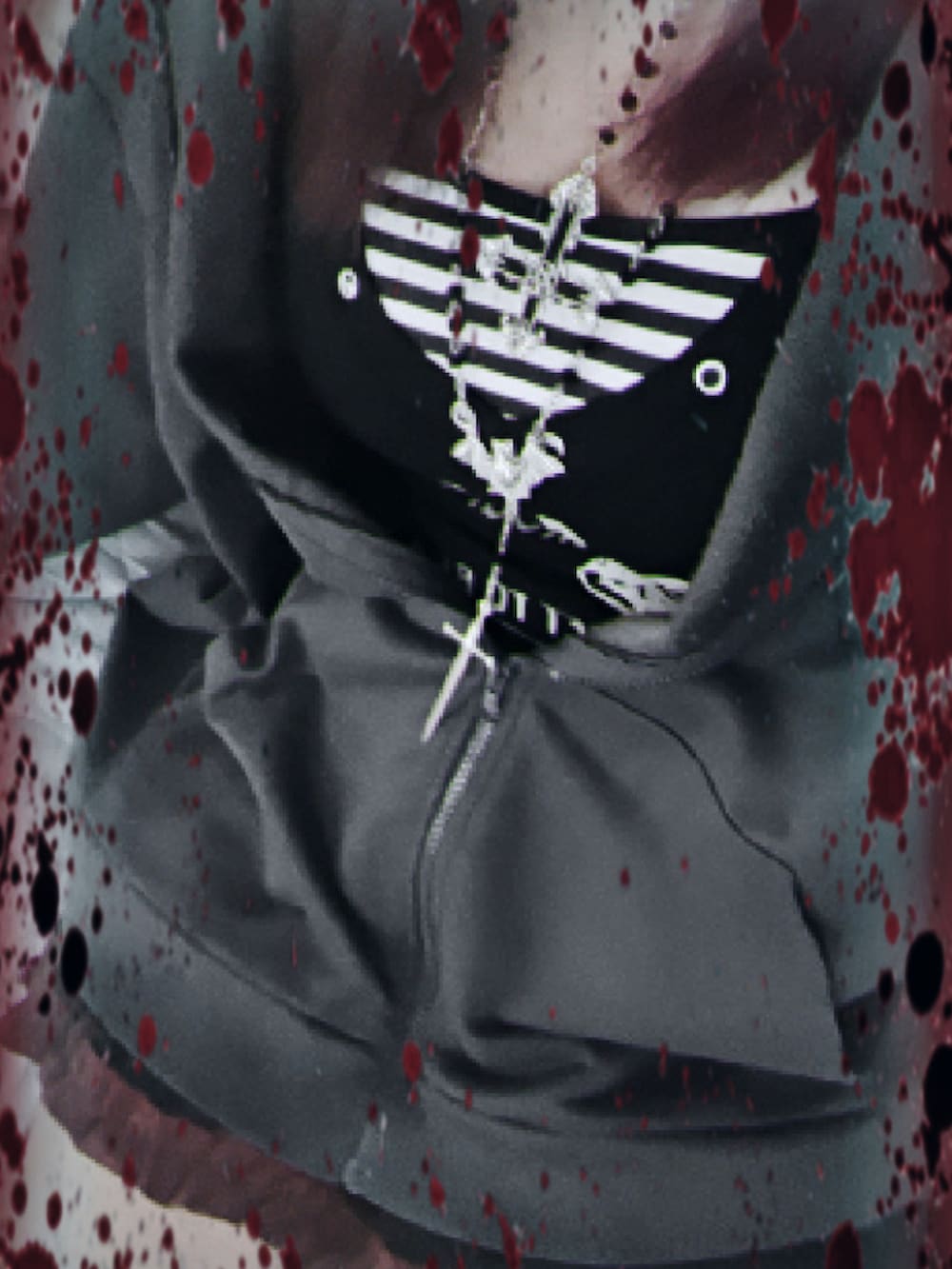 ピンク系のバッグ、ホワイト系のその他雑貨を着用したレディースの秋コーディネートの3枚目の写真