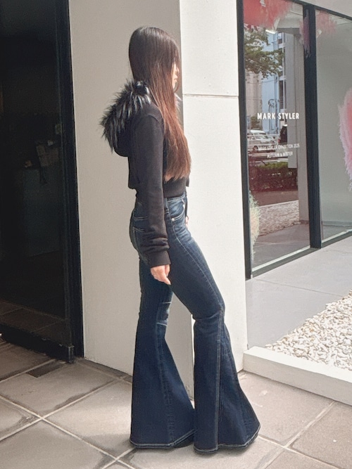 いーさん/ GYDA 2025.09.29 UP｜ジェイダ（GYDA）、Hitomi、25831370｜RUNWAY