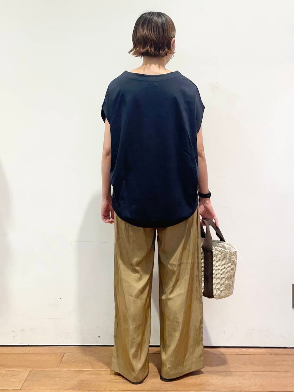 「大人カジュアル、urbanresearchdoors、ママコーデ、アーバンリサーチドアーズ、低身長コーデ、30代、ママファッション、キレイめカジュアル、洒落見えカットソーコーデ」|「RODE SKOのナチュラルカゴバッグ(ハンドバッグ、ホワイト系)」を使った、urd_nanakoさん(レディース・154cm)の夏コーディネートの5枚目の写真