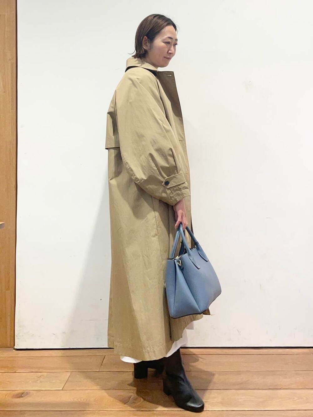 「大人カジュアル、urbanresearchdoors、ママコーデ、アーバンリサーチドアーズ、doors、低身長コーデ、ママファッション、キレイめカジュアル、春のジャケットスタイル」｜「RODE SKOの【MADE IN JAPAN】EMELINA プレーンブーツ（ブーツ、ブラック系）」を使った、urd_nanakoさん（レディース・154cm）の冬コーディネートの3枚目の写真
