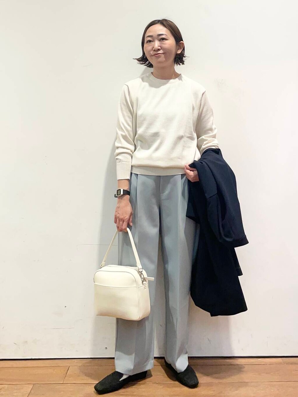 「大人カジュアル、urbanresearchdoors、ママコーデ、アーバンリサーチドアーズ、doors、低身長コーデ、30代、ママファッション、春カラーコーデ、キレイめカジュアル」｜「RODE SKOの『MADE IN JAPAN』スクエアトゥローファー（ローファー、ブラック系）」を使った、urd_nanakoさん（レディース・154cm）の春コーディネートの5枚目の写真