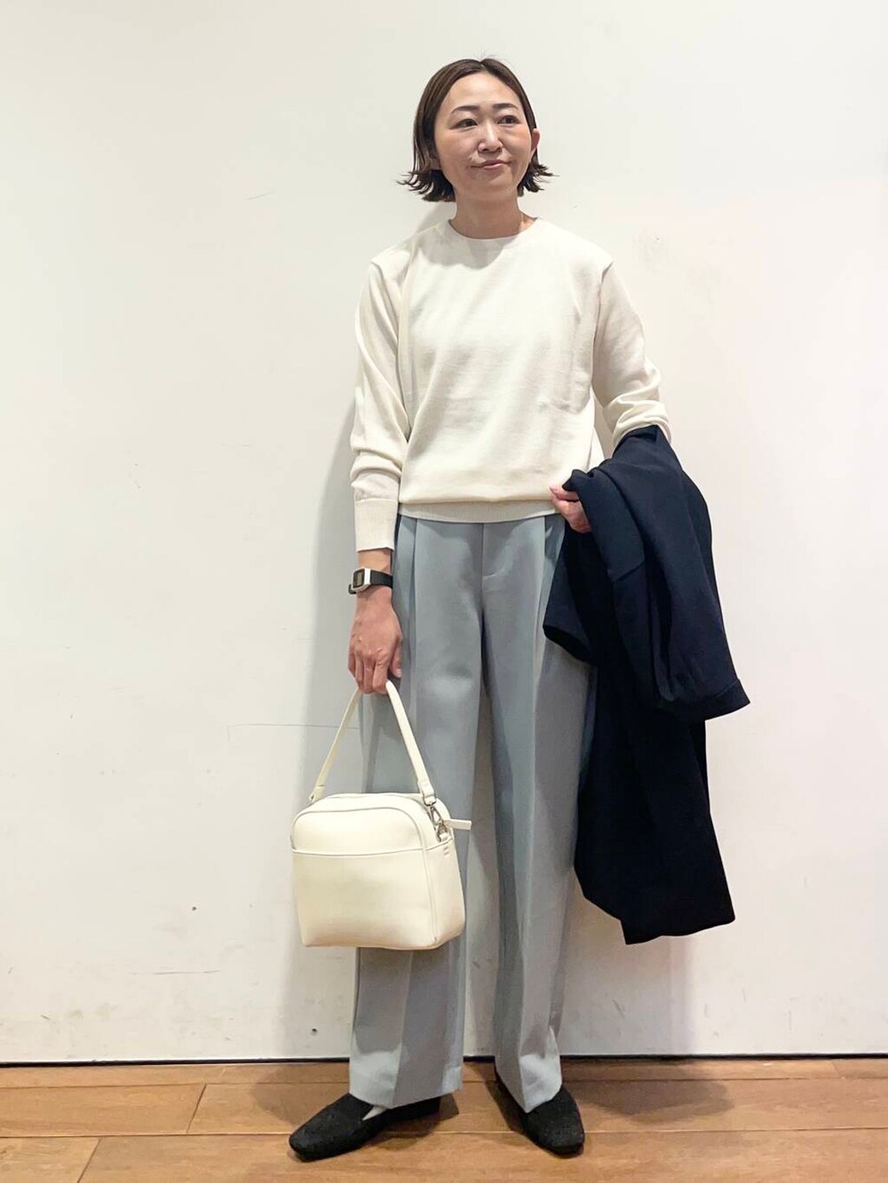 「大人カジュアル、urbanresearchdoors、ママコーデ、アーバンリサーチドアーズ、doors、低身長コーデ、30代、ママファッション、春カラーコーデ、キレイめカジュアル」｜「RODE SKOの『MADE IN JAPAN』スクエアトゥローファー（ローファー、ブラック系）」を使った、urd_nanakoさん（レディース・154cm）の春コーディネートの6枚目の写真