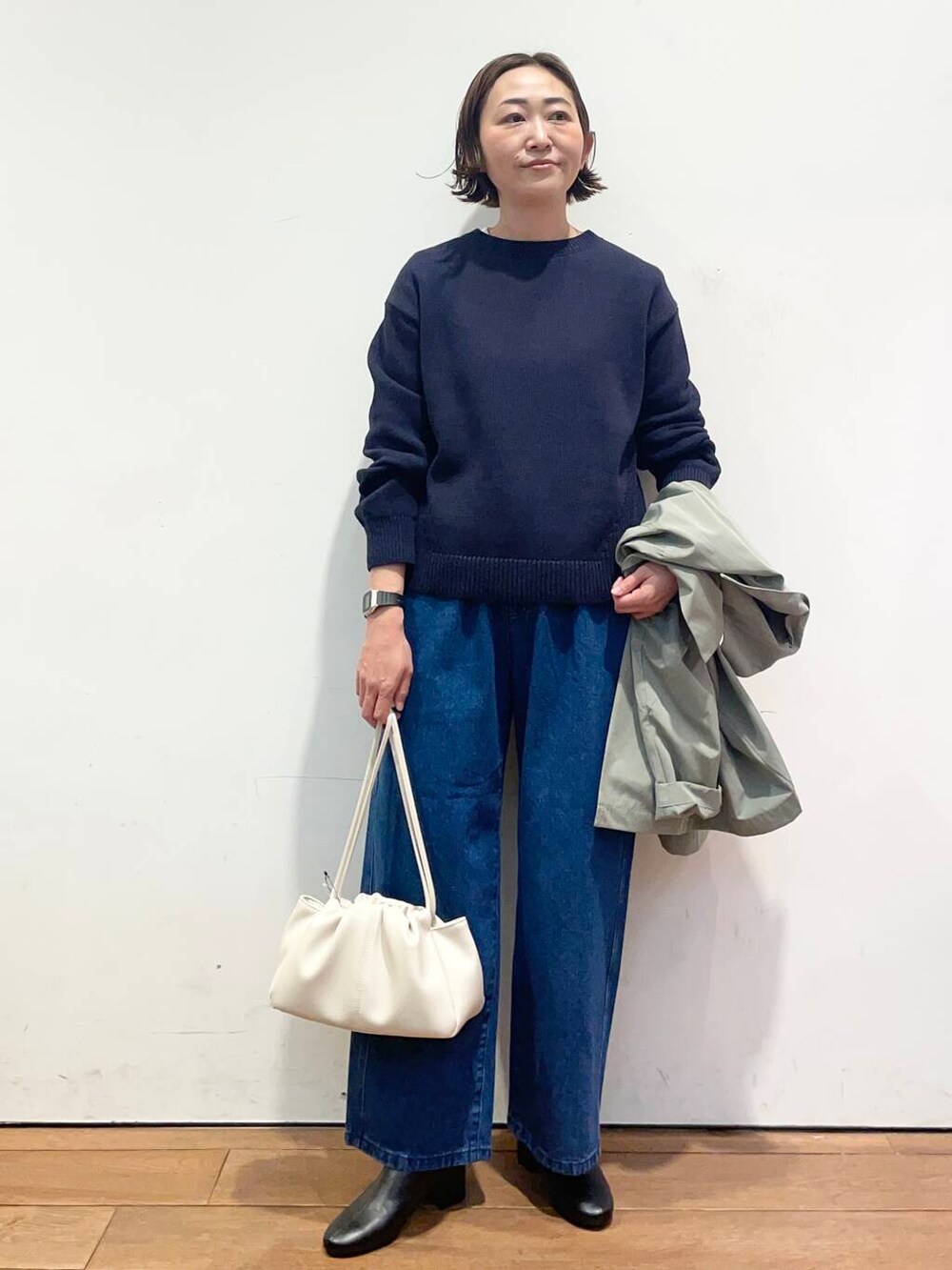 「大人カジュアル、urbanresearchdoors、ママコーデ、アーバンリサーチドアーズ、doors、低身長コーデ、30代、ママファッション、キレイめカジュアル、私の推しデニムスタイル」｜「RODE SKOの【MADE IN JAPAN】EMELINA プレーンブーツ（ブーツ、ブラック系）」を使った、urd_nanakoさん（レディース・154cm）の冬コーディネートの7枚目の写真