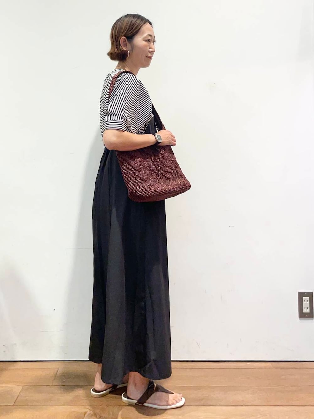 「大人カジュアル、urbanresearchdoors、ママコーデ、アーバンリサーチドアーズ、低身長コーデ、30代、ママファッション、キレイめカジュアル、夏フェスコーデ」｜「RODE SKOのワンハンドルラメショルダーバッグ（ショルダーバッグ、ブラウン系）」を使った、urd_nanakoさん（レディース・154cm）の夏コーディネートの4枚目の写真