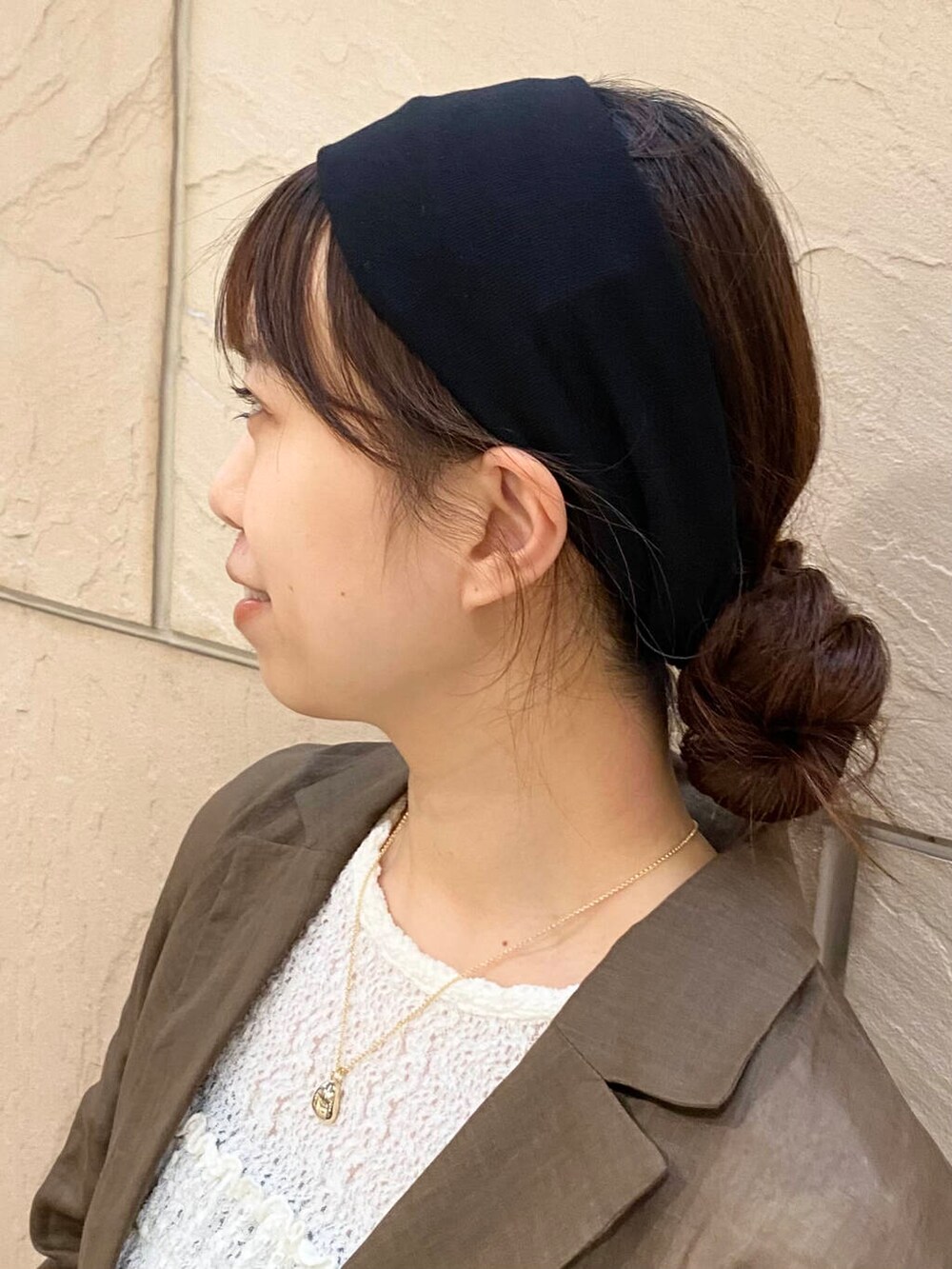 「セットアップ、キレイめ、きれいめカジュアル、パンツ、春コーデ、春服、newarrival、ハーフパンツ、フェミニン、ROSSO、ショートパンツ、オンオフ兼用、オンオフ、大人かわいい、20代後半」|「URBAN RESEARCH ROSSO WOMENのストレッチレースプルオーバー(Tシャツ/カットソー、ホワイト系)」を使った、matsuさん(レディース・162cm)の春コーディネートの8枚目の写真