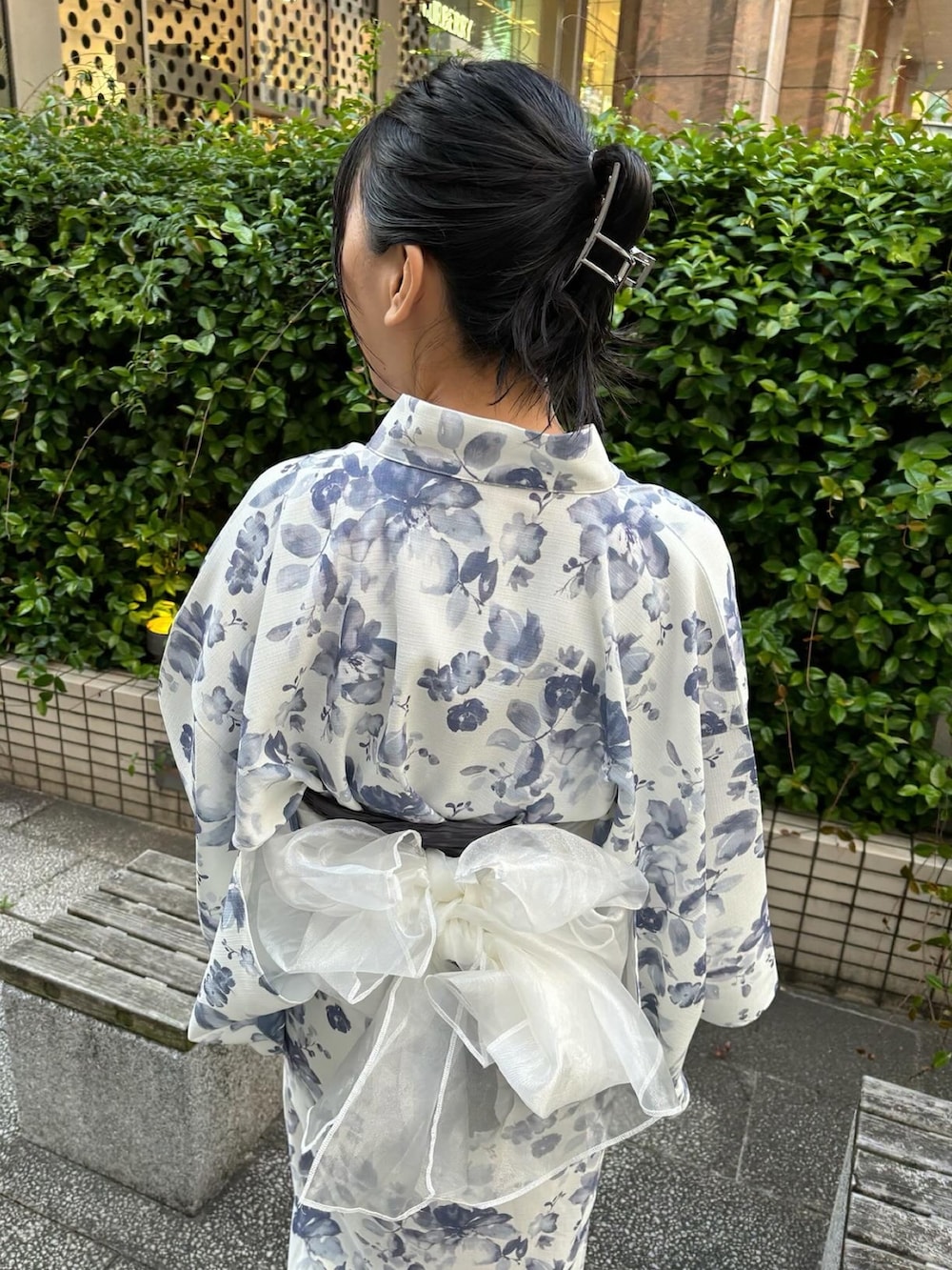 「オリーブ デ オリーブ(OLIVE des OLIVE)、夏コーデ、プチプラ、浴衣、浴衣女子、大人可愛い、サマースタイル、夏、大人ガーリー、大人かわいい、大人女子、オトナ女子、オトナカワイイ、オトナガーリー、高身長女子」｜「OLIVE des OLIVEの【着脱簡単/手洗い可能/2WAY】3分で着れる浴衣（浴衣、ホワイト系）」を使った、サ ヨ コさん（レディース・167cm）の夏コーディネートの3枚目の写真
