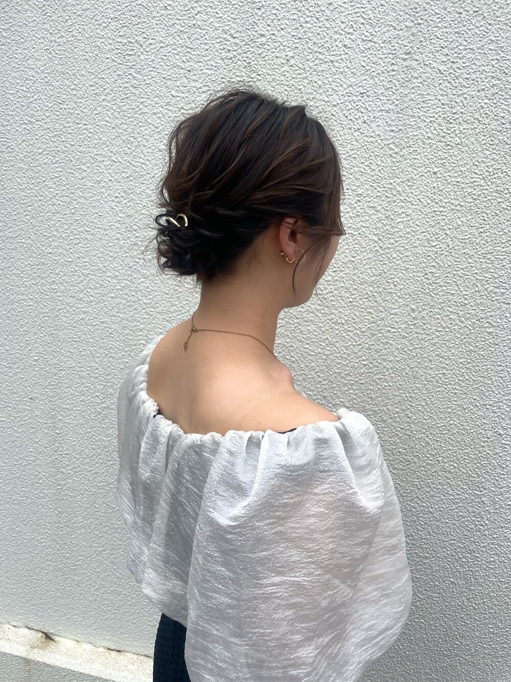 「ワンピース、結婚式、お呼ばれスタイル、leja、シンプルスタイル、大人コーデ、きれいめコーディネート、オフショル」｜「legaのアイテム（ワンピース、ブラック系）」を使った、𝓼𝓱𝓲𝓸さん（レディース・157cm）の夏コーディネートの3枚目の写真