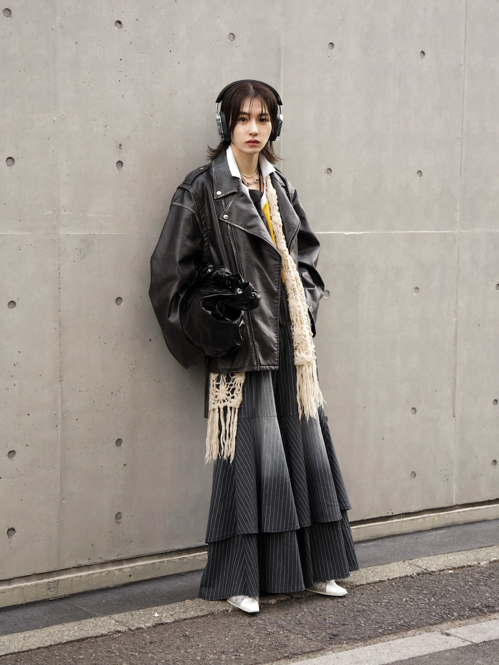 「真冬のあったかスタイル、メンズファッション、レザージャケット」｜「vieditのアイテム（ジャケット/アウター、ブラック系）」を使った、renyaさん（メンズ・170cm）の冬コーディネートの5枚目の写真