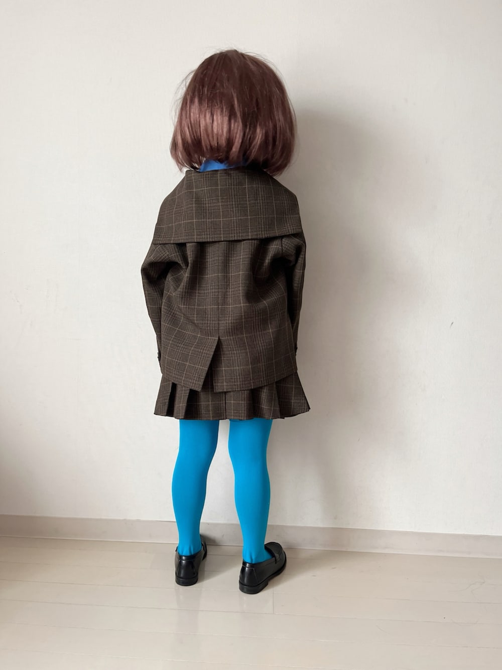 「秋コーデ、ブラウン、チェック、ハロウィン、ローファー、セットアップ、シャツスタイル、セレモニー、スカート、ジャケット、ローリーズファームキッズ、レイヤードスタイル、お出かけコーデ」｜「LOWRYS FARMのラナテックセーラージャケット　116769（テーラードジャケット、ブラウン系）」を使った、* 𝚝𝚘𝚛𝚒𝚌𝚘𝚝*さん（キッズ・110cm）の秋コーディネートの5枚目の写真