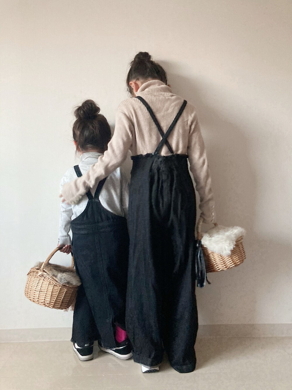 ãã©ãã¯ç³»ã®ããã ãã³ãããã©ãã¯ç³»ã®ã¹ã«ãŒãããã¯ã€ãç³»ã®ã¹ããŒã«ãŒãççšãããããºã®ç§ã³ãŒãã£ããŒãã®5æç®ã®åç