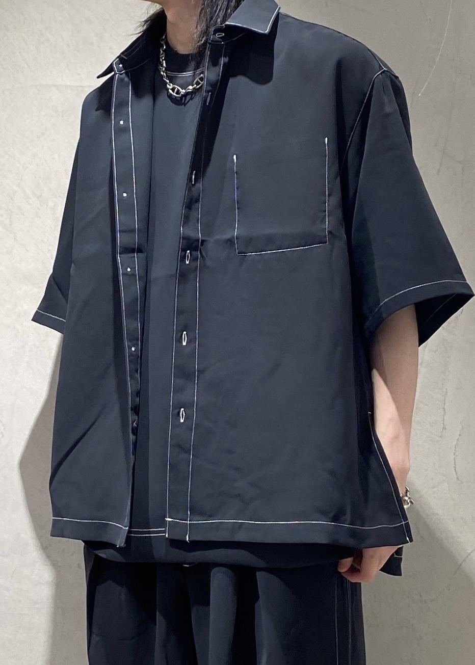 「セットアップ、セットアップスタイル、セットアップコーデ、ステッチ、シャツ、シャツコーデ、シャツスタイル、Tシャツ、プルオーバー、カジュアル、カジュアルコーデ、きれいめコーデ、きれいめカジュアル、プチプラ、シンプル」｜「ClarksのCLARKS / クラークス　Wallabee ワラビー（モカシン/デッキシューズ、ブラック系）」を使った、れんさん（メンズ・180cm）の春コーディネートの5枚目の写真