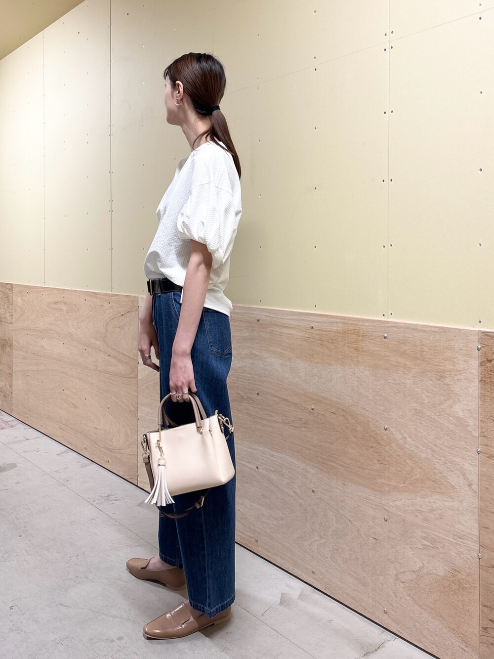 murayamaさんの「ステッチベルト（URBAN RESEARCH DOORS）」を使ったコーディネートの3枚目の写真