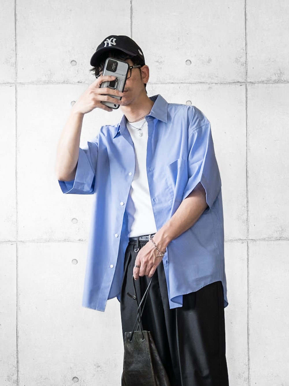 しゅんたろーさんの「MICRO SPAN BASIC WIDE H/S SHIRT（WYM LIDNM）」を使ったコーディネートの2枚目の写真