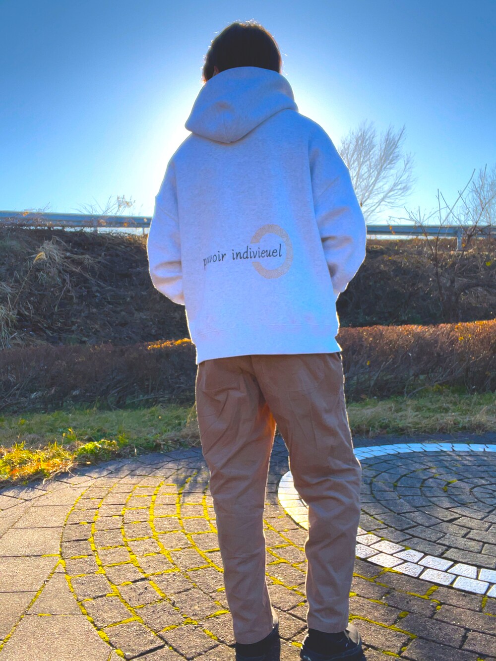 「supreme、pouvoir individuel、GU、私の推しブランド、パーカーコーデ」｜「Supreme のアイテム（MA-1、ブルー系）」を使った、Captain  Donさん（メンズ・174cm）の冬コーディネートの4枚目の写真