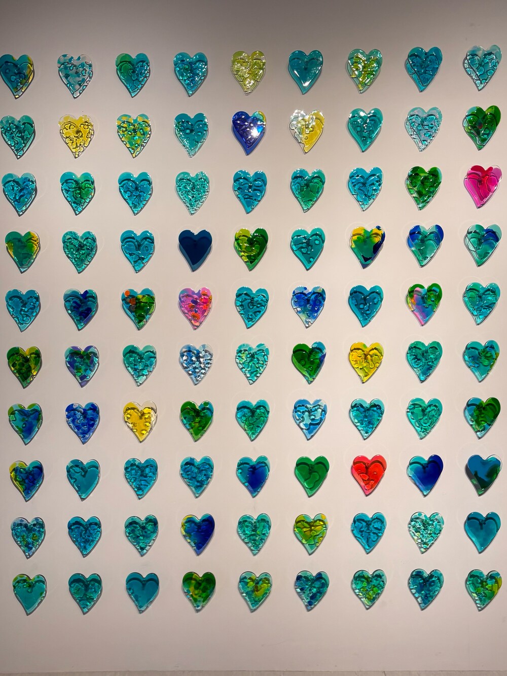 その他のシューズを着用したレディースの冬コーディネートの2枚目の写真