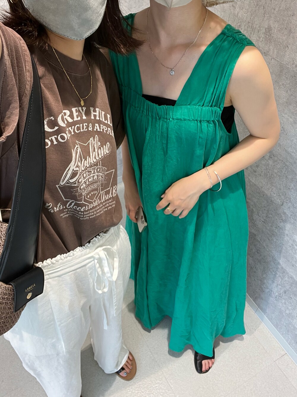 「夏コーデ、ラクチンコーデ、休日コーデ、大人カジュアル、きれいめカジュアル、カジュアル、ワンピース、グリーン、ラフ、リゾートスタイル、アウトドアスタイル、ハット、ルージュヴィフ、Rougevif、ノースリーブ」｜「La Maison de Lyllisの【La Maison de Lyllis】LAF（ハット、ホワイト系）」を使った、yunaさん（レディース・161cm）の夏コーディネートの4枚目の写真