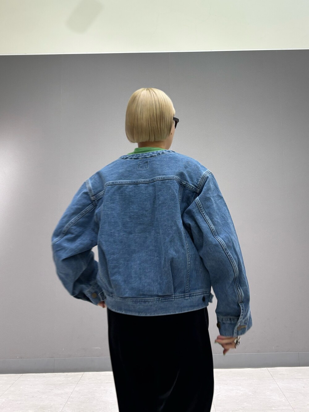 louis(DOORS ジョイナス横浜)｜URBAN RESEARCH ROSSO WOMENのデニムジャケットを使ったコーディネート - WEAR