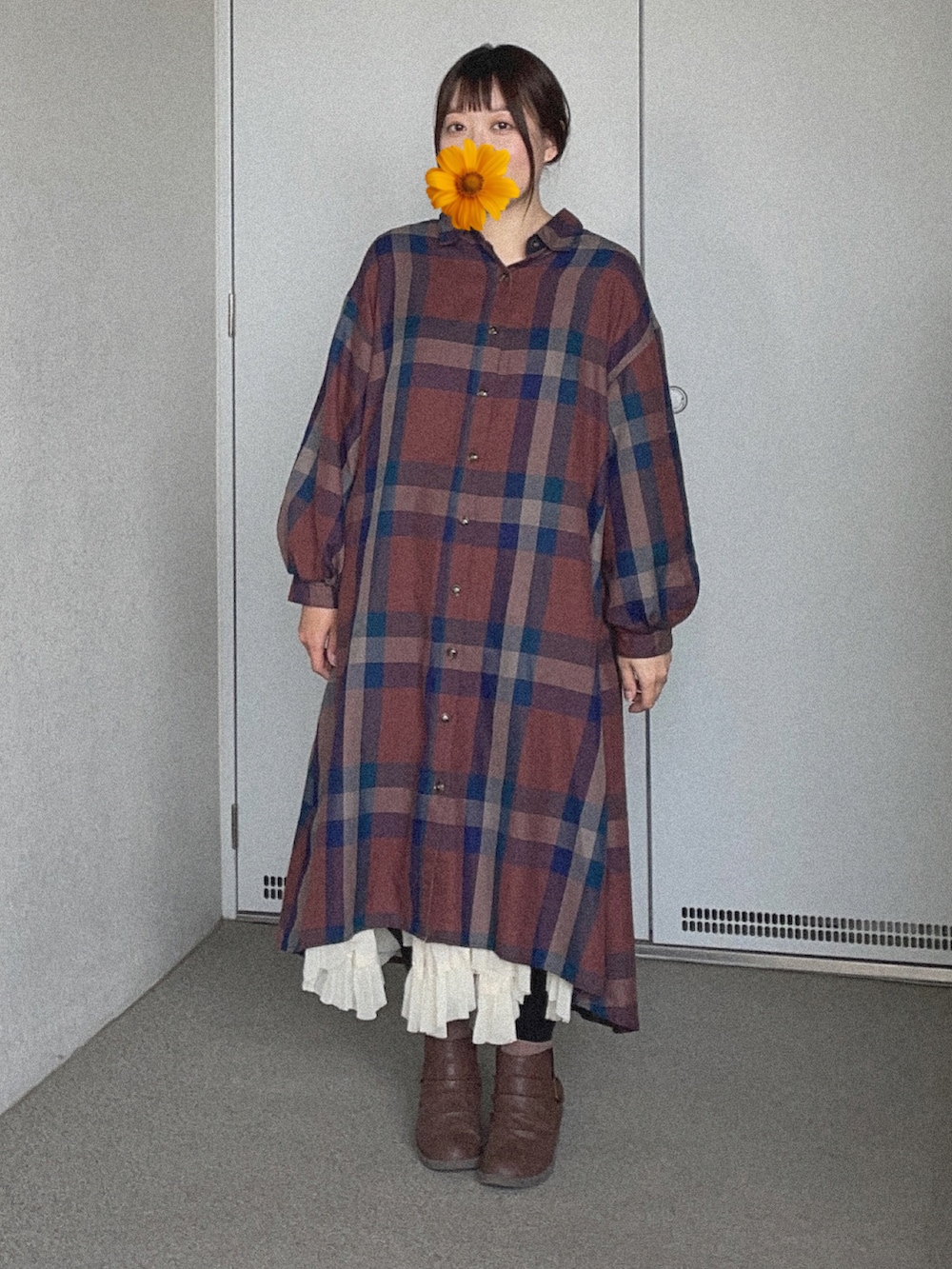 「大人かわいい、ワンピース、チェック、ペチコート」｜「rpsのアイテム（シャツワンピース、ブラウン系）」を使った、ゆめかさん（レディース・153cm）の春コーディネートの2枚目の写真