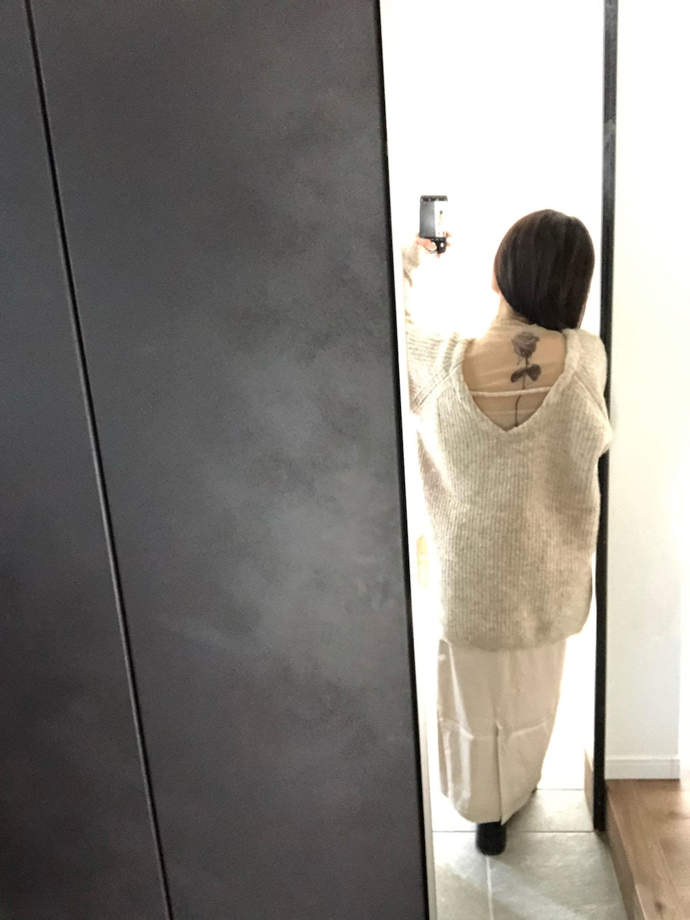 「秋冬コーデ、大人カジュアル、大人女子、プチプラ、低身長コーデ」｜「GRLのアイテム（ニット/セーター、ベージュ系）」を使った、saachanさん（レディース・150cm）の冬コーディネートの2枚目の写真