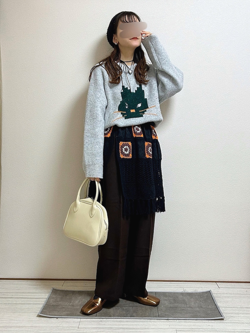 「冬コーデ、ホワイトコーデ、クリスマスに着たい服、マイベストコーデ2024、あったかコーデ、休日スタイル、きれいめカジュアル、オトナ女子、ニットコーデ、キレイめ、ブルゾン、tiptop、低身長」｜「tiptopの【ZOZO限定アイテム】モンスタースタンドブルゾン（ブルゾン、ホワイト系）」を使った、もも⋆*さん（骨格ナチュラル・レディース・155cm）の冬コーディネートの2枚目の写真