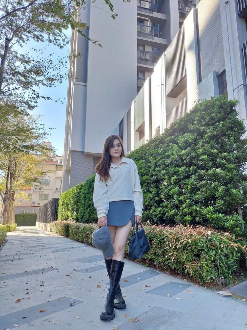 「Photoshoot、Sunnyday、shein、LONGCHAMP、PUMA」｜「SHEINのアイテム（キャップ、グレー系）」を使った、Biffi Fu  🇹🇼さん（レディース・166cm）の冬コーディネートの2枚目の写真