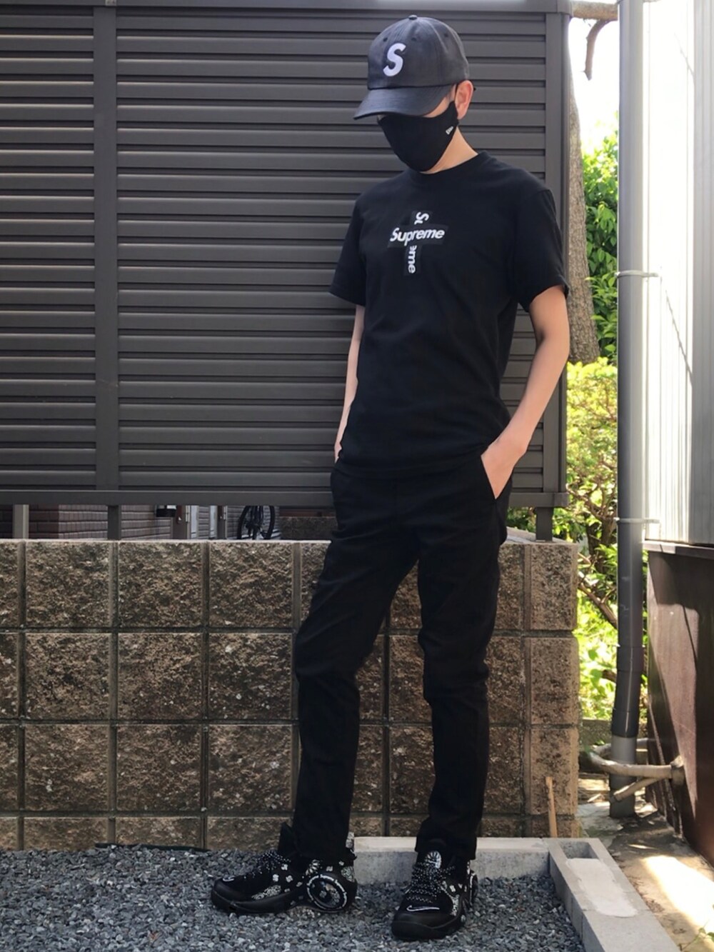 Supreme 黒 コーデュロイ キャップ zekihiro｜Supreme のキャップを使ったコーディネート - WEAR