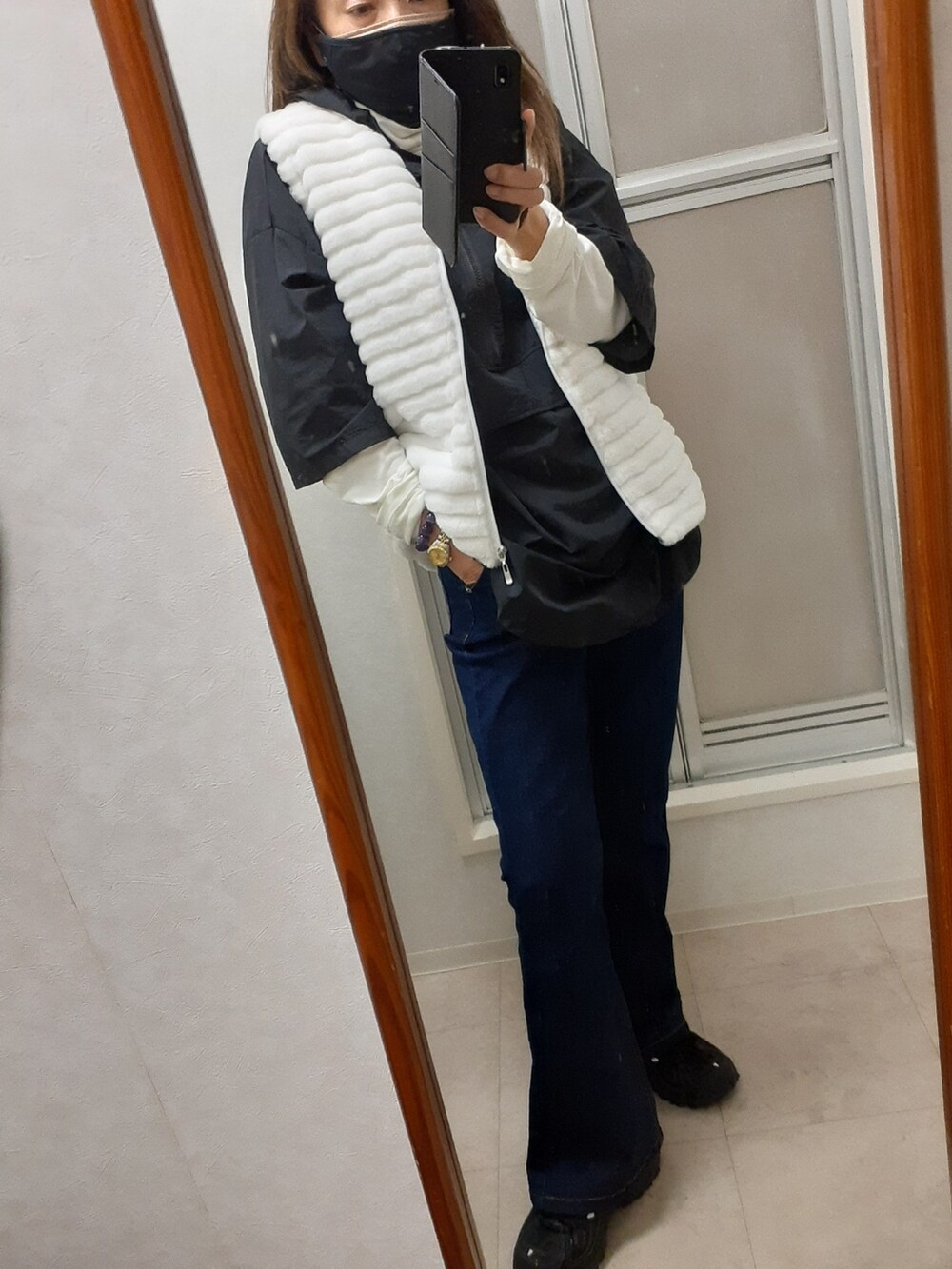 「LA MER COLLECTIONSのアイテム（マウンテンパーカー、ブラック系）」を使った、ribenjicyanさん（レディース・154cm）の秋コーディネートの2枚目の写真