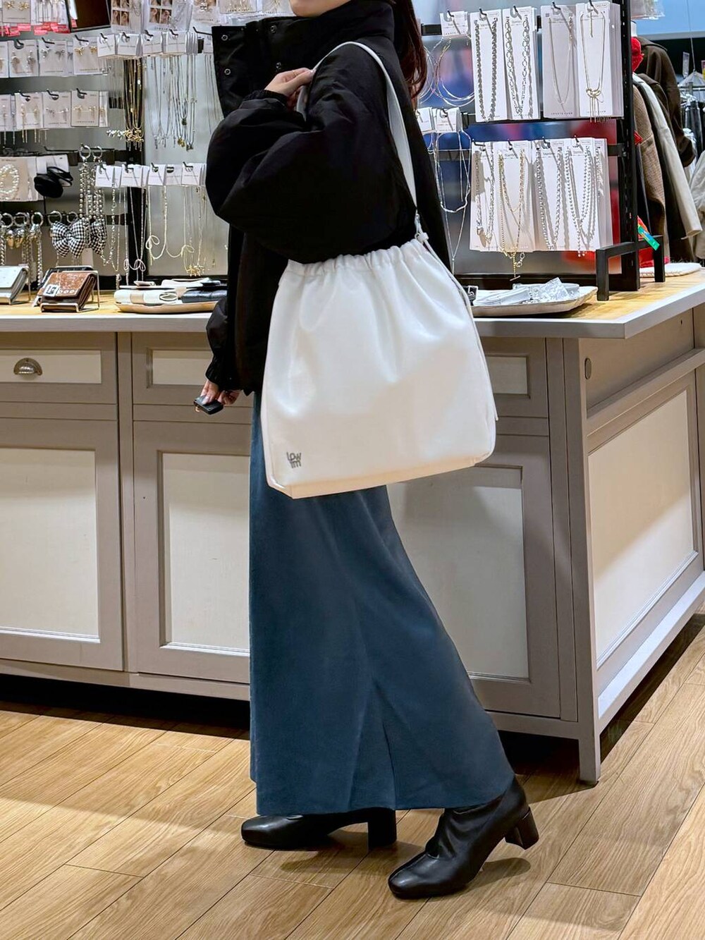 𝘺𝘶𝘳𝘢(LOWRYS FARM イオンモール太田)|LOWRYS FARMのその他アウターを使ったコーディネート - WEAR