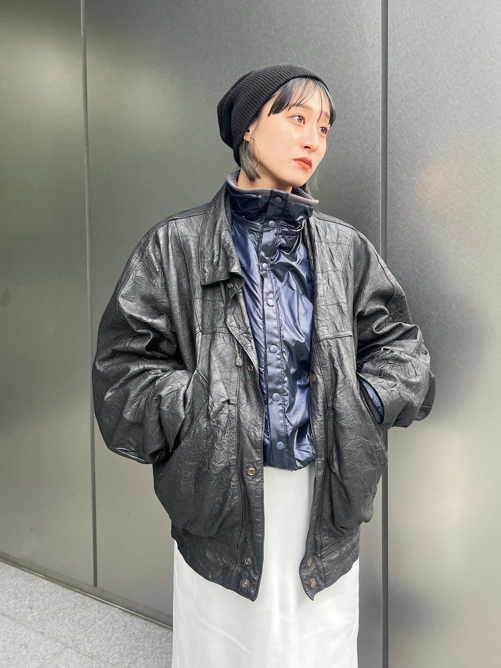 「冬コーデ、マイベストコーデ2024、オトナカジュアル、おでかけコーデ、大人女子、低身長女子、きれいめコーデ、大人コーデ、ブルゾン、メンズライク、低身長、低身長コーデ、ロングブーツ、ラクチンコーデ、あったかコーデ」｜「6のアイテム（ブルゾン、ブルー系）」を使った、moneさん（レディース・152cm）の冬コーディネートの3枚目の写真