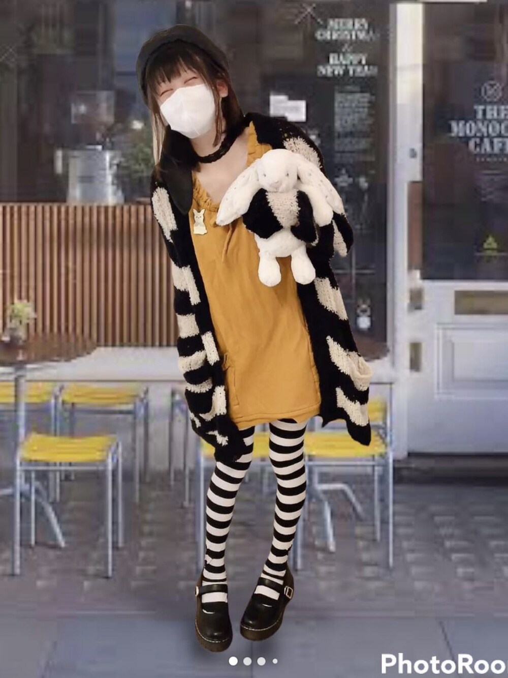 「ボーダー、ボーダーニット、ボーダーカーディガン、イエロー、うさぎ」｜「To b. by agnes b.のアイテム（ワンピース、イエロー系）」を使った、ケンさん（レディース・152cm）の秋コーディネートの3枚目の写真